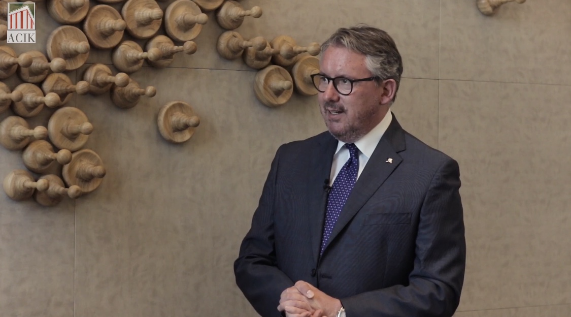 Interview with Luciano Sozzo as “Guest of the week” is now online